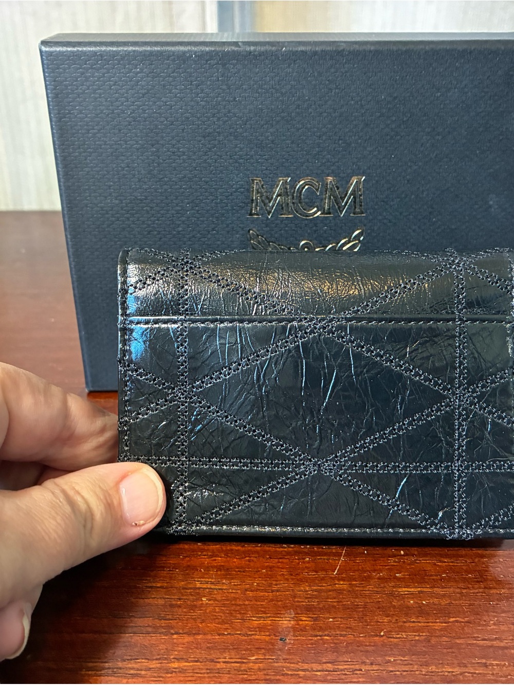 MCM Black Crinkled Leather Card Holder - Picture 7 of 8